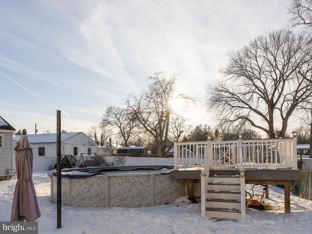 3307 SHELDON AVE, Bristol, PA 19007