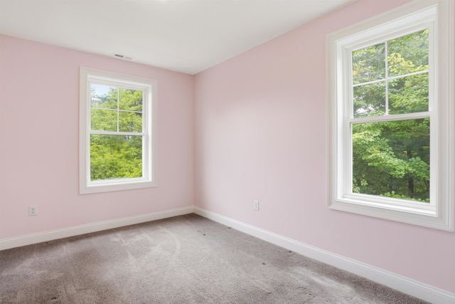 18 Dumaine Avenue, Nashua, NH 03063