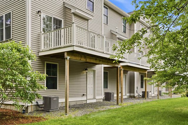 18 Dumaine Avenue, Nashua, NH 03063