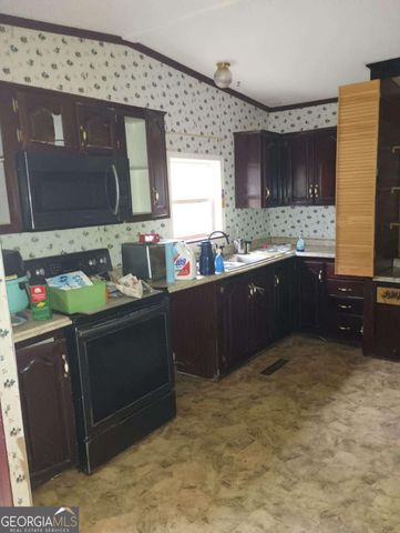 1141 River Woods Drive, Madison, GA 30650