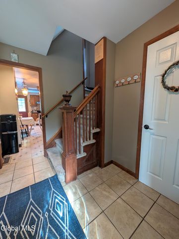 874 Benedict Avenue, Niskayuna, NY 12309