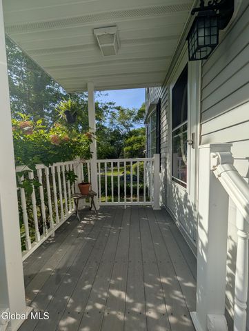 874 Benedict Avenue, Niskayuna, NY 12309