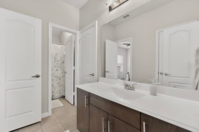 1261 Pleasant Knoll Trail, Aubrey, TX 76227