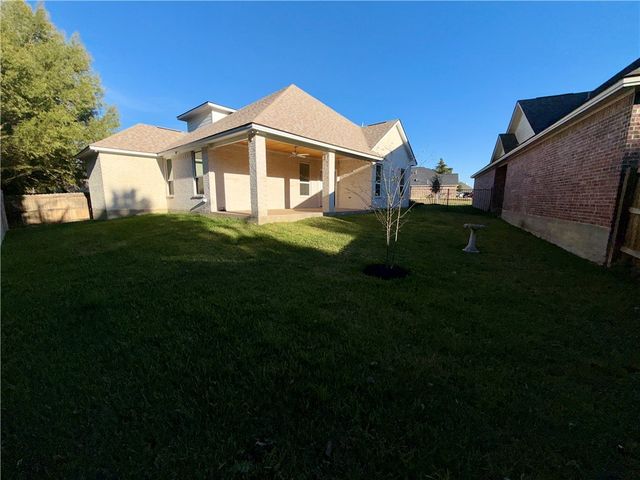 3533 Leesburg Path, Bryan, TX 77808