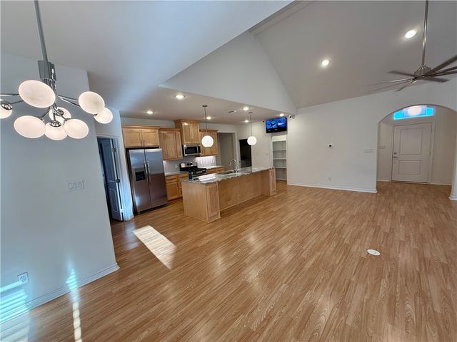 3533 Leesburg Path, Bryan, TX 77808