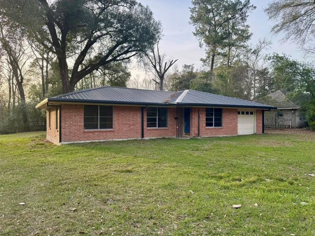370 Johnson Street, Woodville, TX 75979