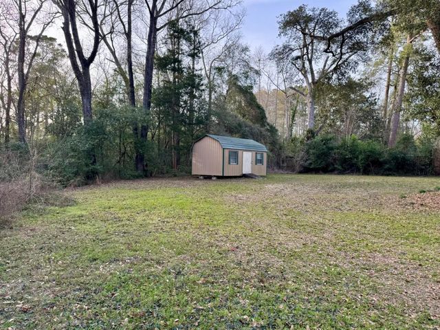 370 Johnson Street, Woodville, TX 75979