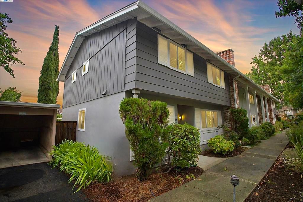 187 Miramonte Dr, Moraga, CA 94556