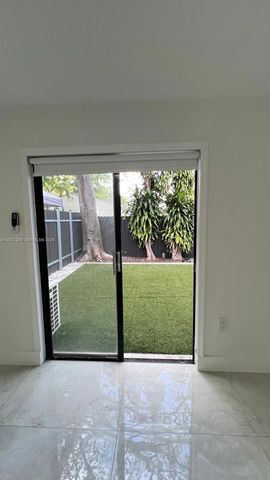 841 S 24th Avenue B, Hollywood, FL 33020