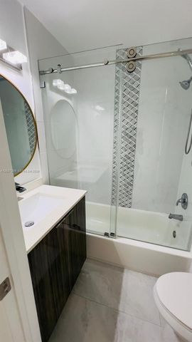 841 S 24th Avenue B, Hollywood, FL 33020