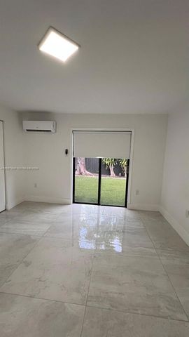 841 S 24th Avenue B, Hollywood, FL 33020