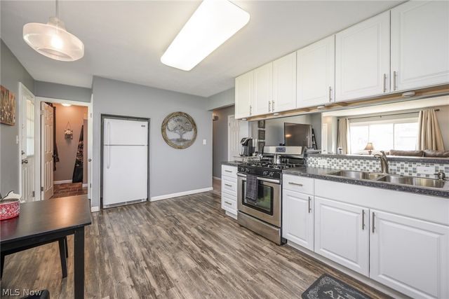 9102 Tanglewood Road, Macedonia, OH 44056