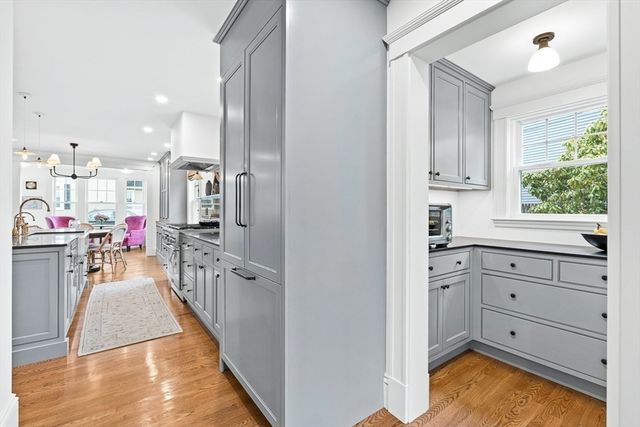 72 Stratford Road, Melrose, MA 02176