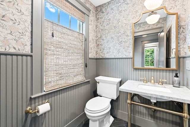 72 Stratford Road, Melrose, MA 02176