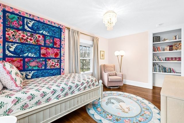 72 Stratford Road, Melrose, MA 02176