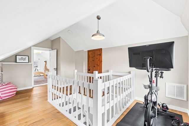 72 Stratford Road, Melrose, MA 02176