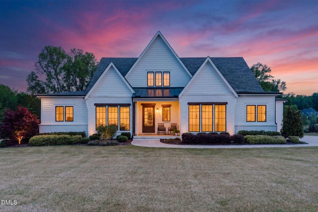119 Rolling Woods Court, Pittsboro, NC 27312