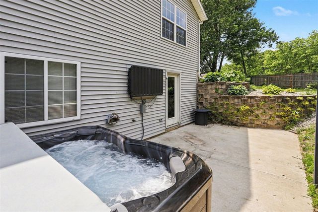 8836 Almena Drive, Kalamazoo, MI 49009
