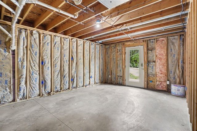 8836 Almena Drive, Kalamazoo, MI 49009