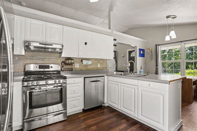8836 Almena Drive, Kalamazoo, MI 49009