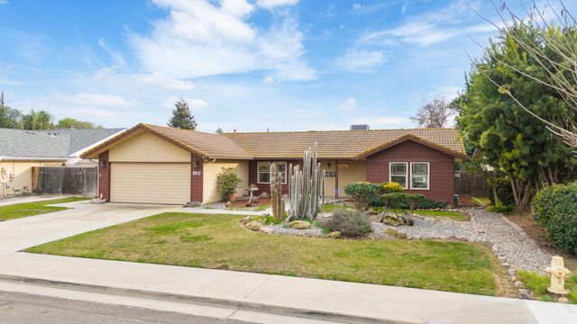 812 Woods Place, Exeter, CA 93221