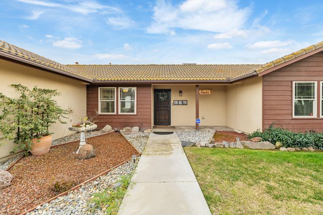 812 Woods Place, Exeter, CA 93221