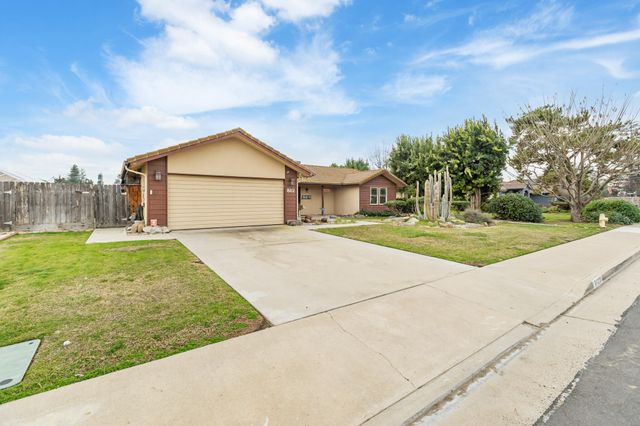 812 Woods Place, Exeter, CA 93221