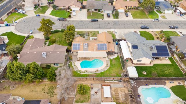 812 Woods Place, Exeter, CA 93221