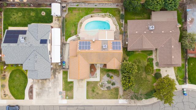 812 Woods Place, Exeter, CA 93221