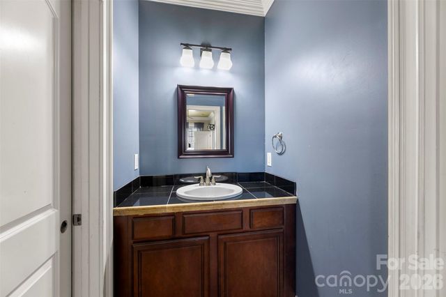 102 Savannahs Way, Kings Mountain, NC 28086