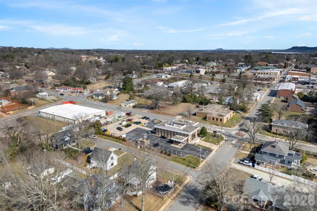 102 Savannahs Way, Kings Mountain, NC 28086