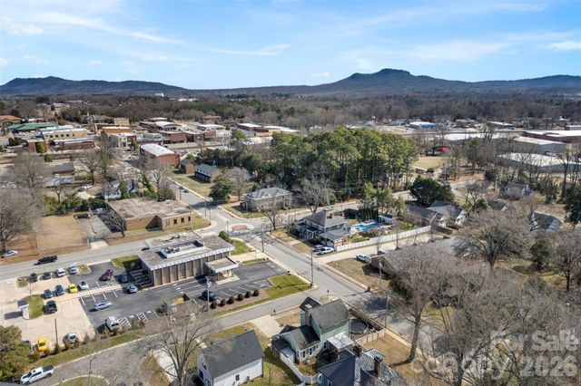 102 Savannahs Way, Kings Mountain, NC 28086