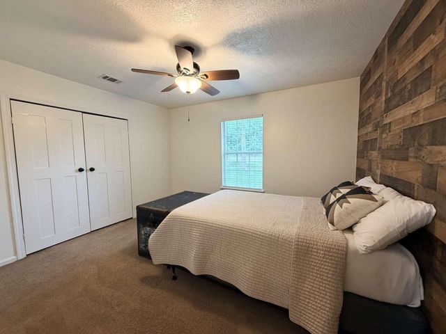 5298 Circle View, Montgomery, TX 77316