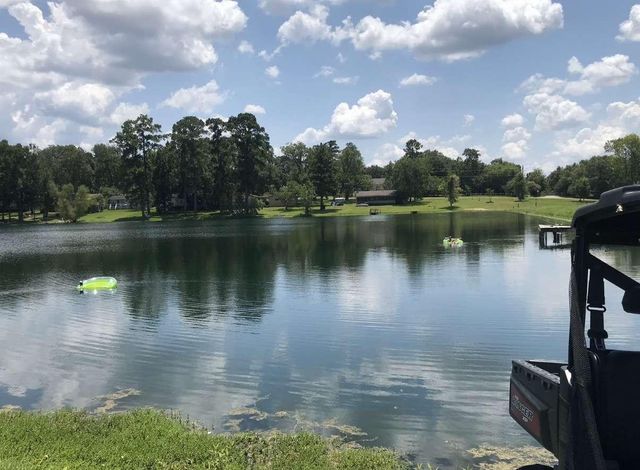5298 Circle View, Montgomery, TX 77316