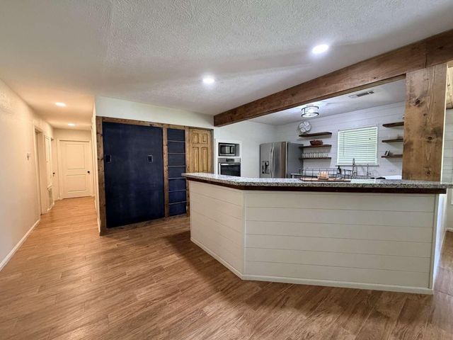 5298 Circle View, Montgomery, TX 77316