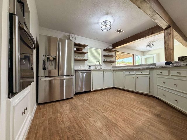 5298 Circle View, Montgomery, TX 77316