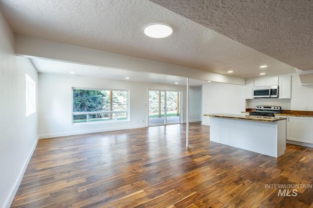 5100 W Bel Air St, Boise, ID 83705