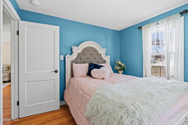 28 Rooney Avenue, Colonie, NY 12205