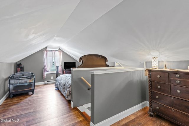 28 Rooney Avenue, Colonie, NY 12205