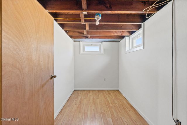 28 Rooney Avenue, Colonie, NY 12205