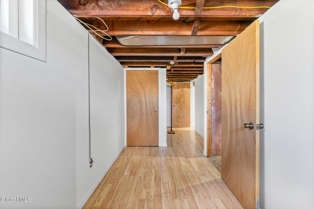 28 Rooney Avenue, Colonie, NY 12205