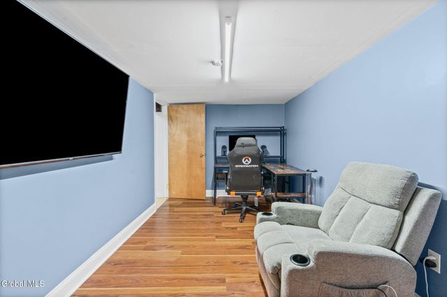 28 Rooney Avenue, Colonie, NY 12205