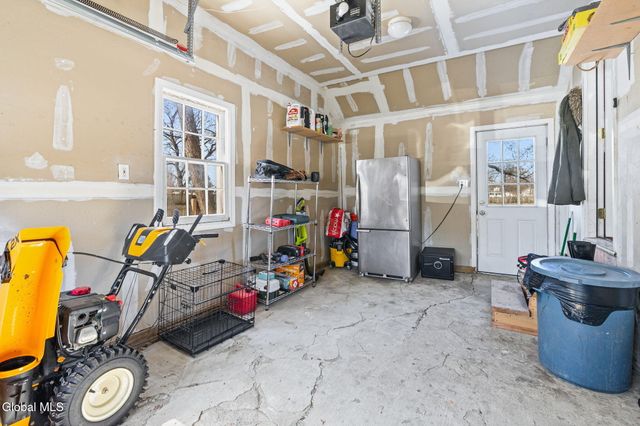 28 Rooney Avenue, Colonie, NY 12205