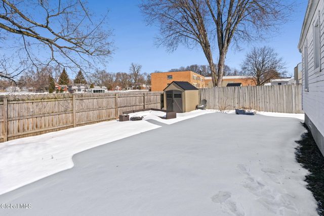 28 Rooney Avenue, Colonie, NY 12205