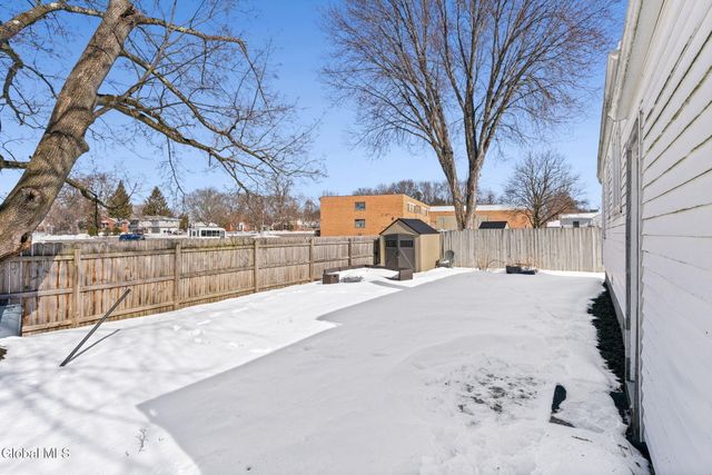 28 Rooney Avenue, Colonie, NY 12205