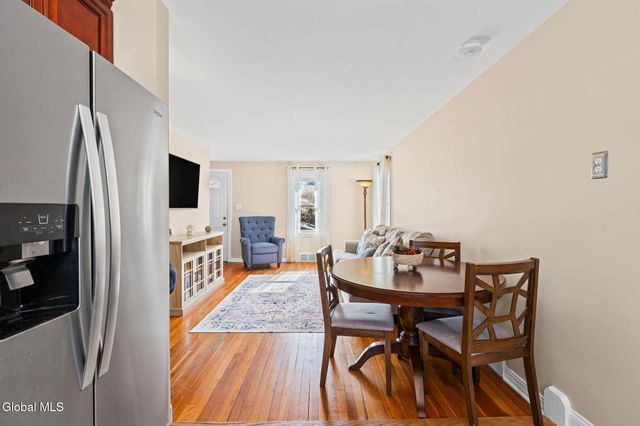 28 Rooney Avenue, Colonie, NY 12205