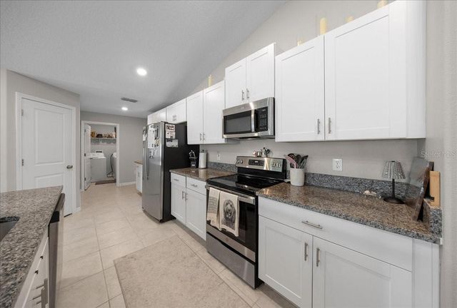 9329 SW 57TH TERRACE, Ocala, FL 34476