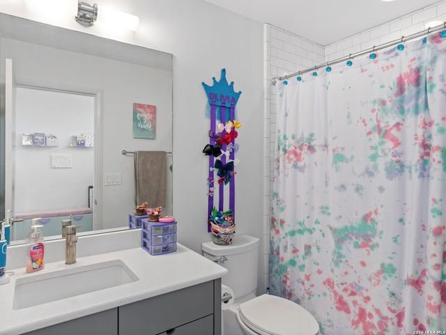 325 LAVACA ST, San Antonio, TX 78210