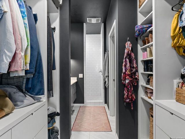 325 LAVACA ST, San Antonio, TX 78210