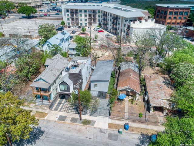 325 LAVACA ST, San Antonio, TX 78210
